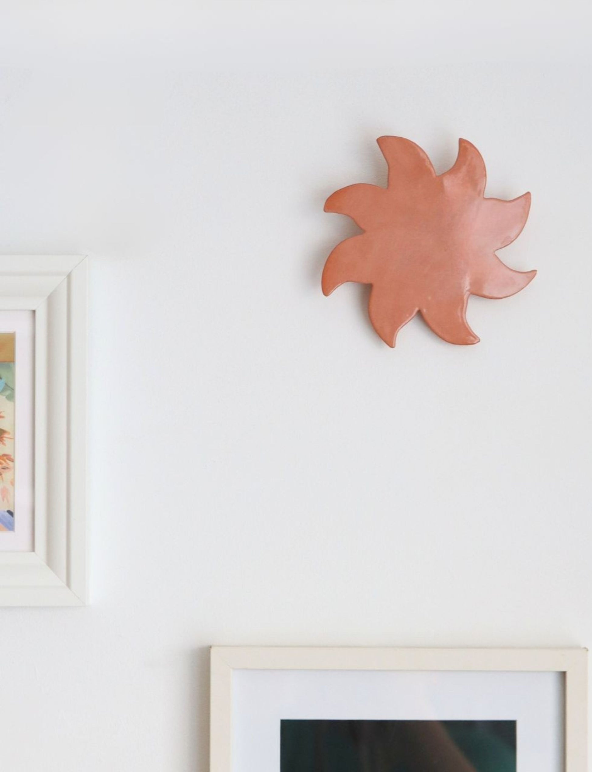 soleil decoratif mural terre cuite emaillee