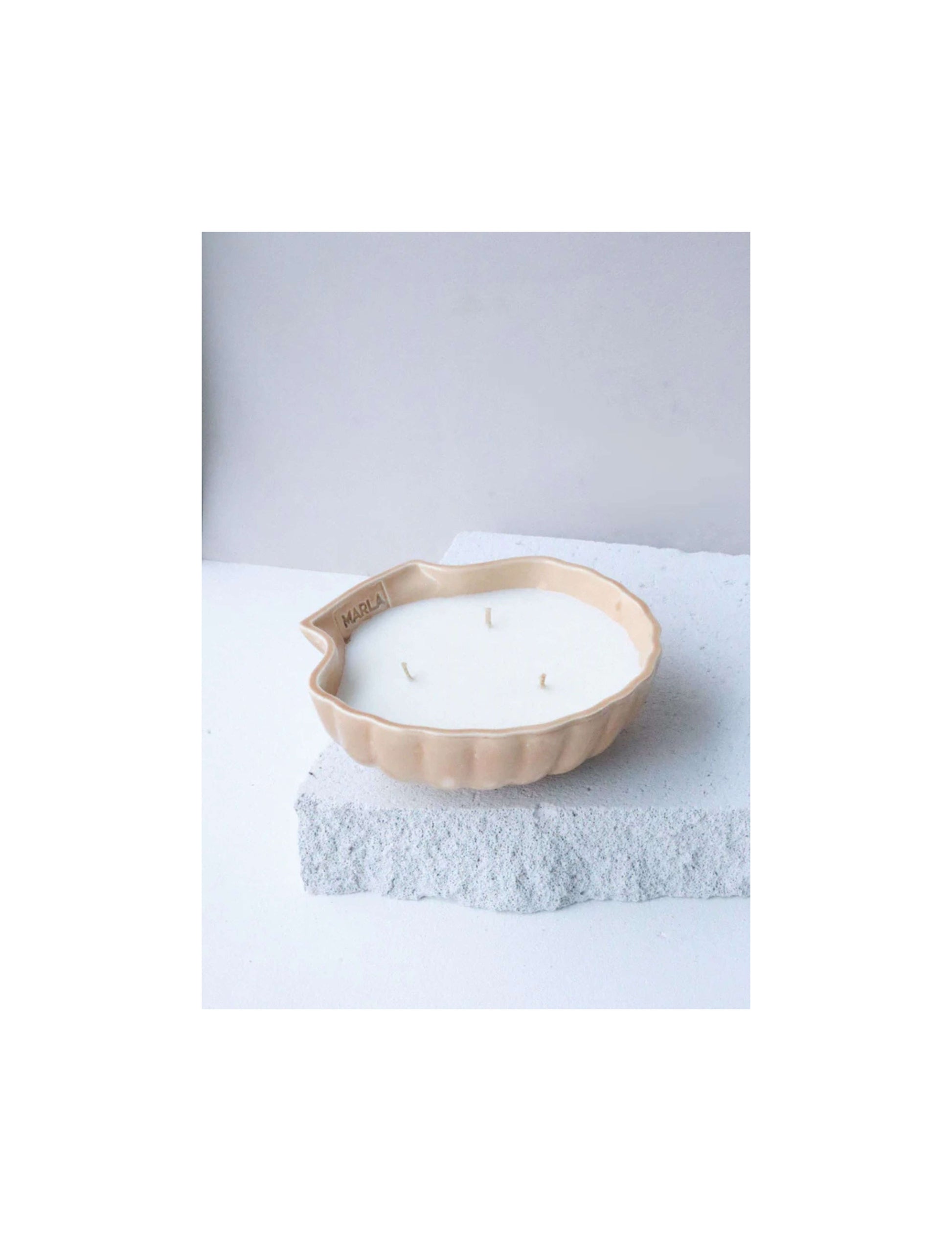 Bougie coquillage BEATA