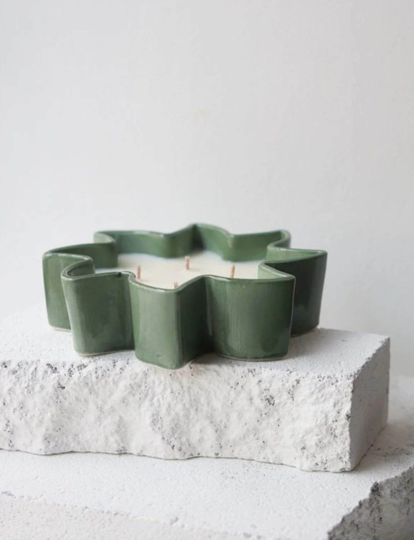 bougie soleil en céramique fabriquée à Marseille