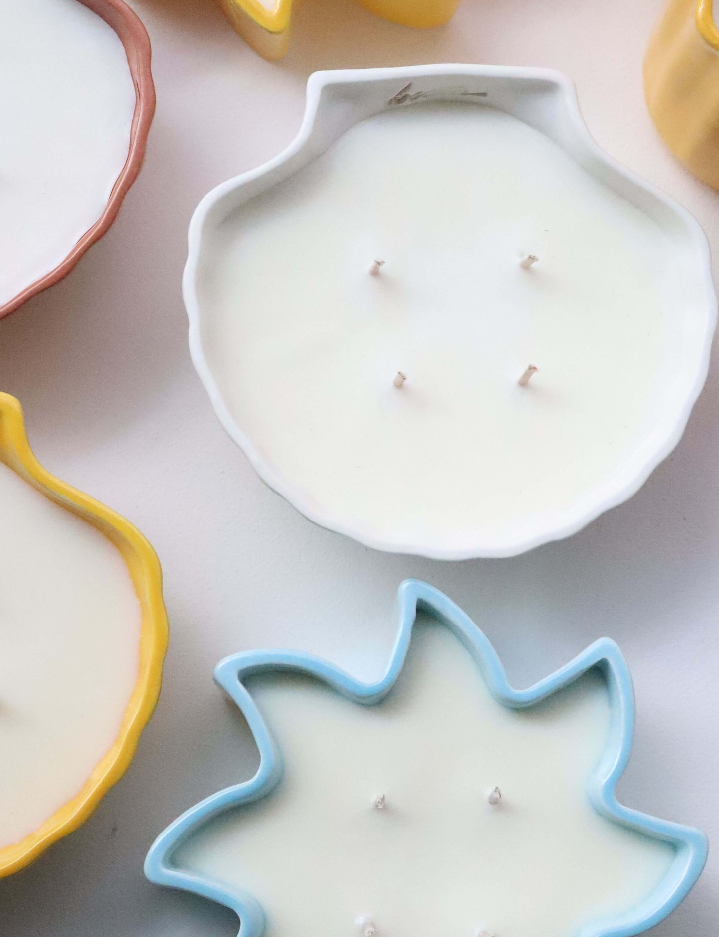 Bougie soleil et coquillage BEATA