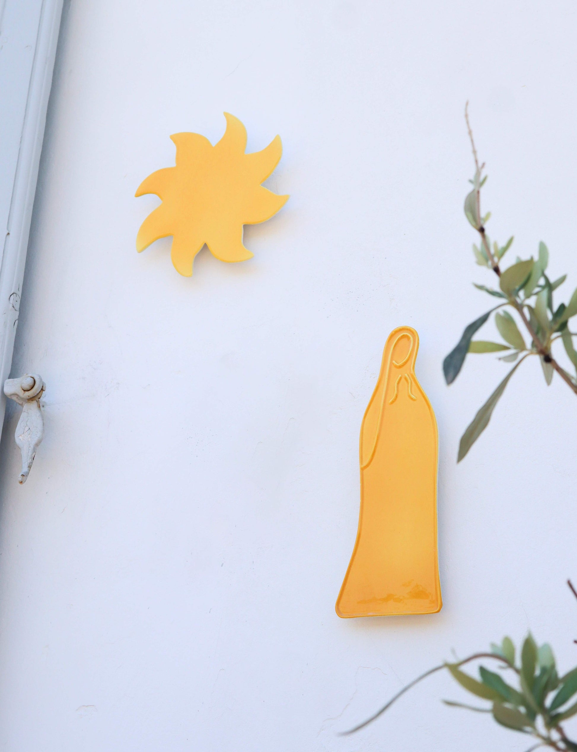 maison beata vierge marie murale en céramique