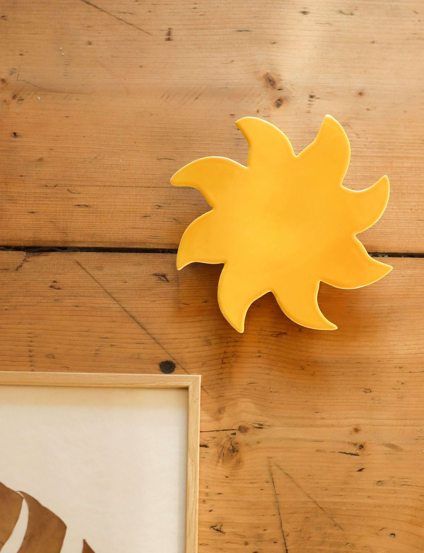soleil decoration murale jaune
